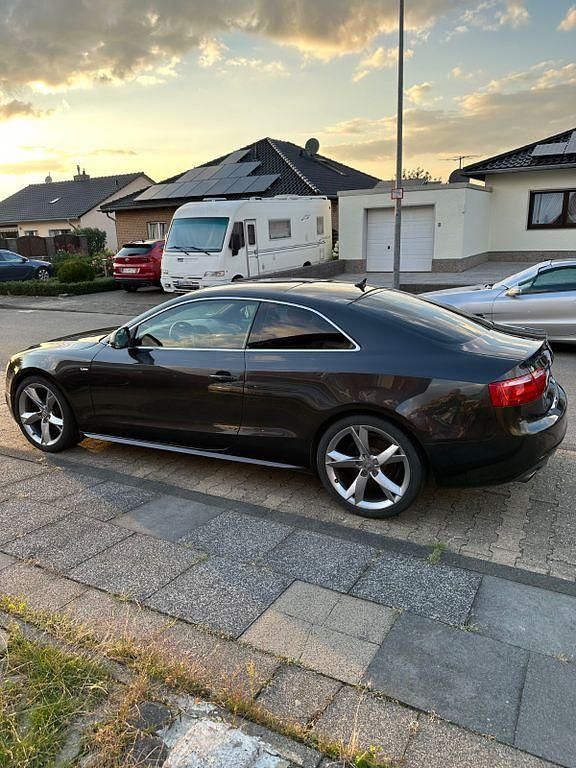 Gebraucht Audi A5 Sport 265 PS (194 kW) 2010 Schwarz Coupé
