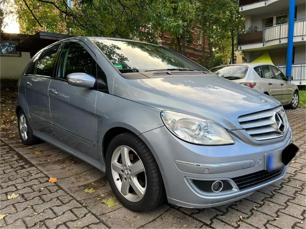 Gebraucht Mercedes B150 95 PS (69 kW) 2007 Blau Van / Kleinbus
