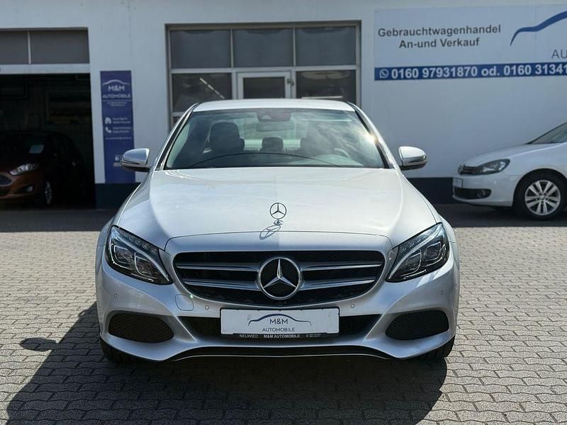 Silber Gebraucht 2015 Mercedes C220 Avantgarde Limousine | 15.890 € (Fairer Preis) - Bild 1/4