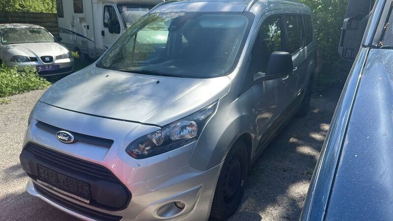 Silber Gebraucht 2015 Ford Grand Tourneo Connect Trend Van / Kleinbus | 9.900 € (Guter Preis) - Bild 1/4