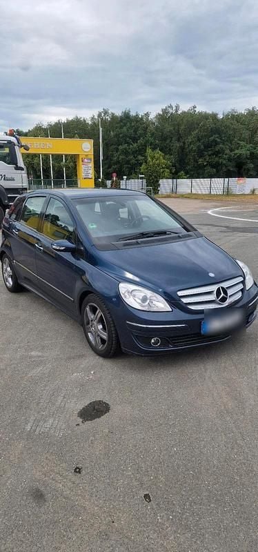 Blau Gebraucht 2006 Mercedes B200 Van / Kleinbus | 3.000 € (Superpreis) - Bild 1/4