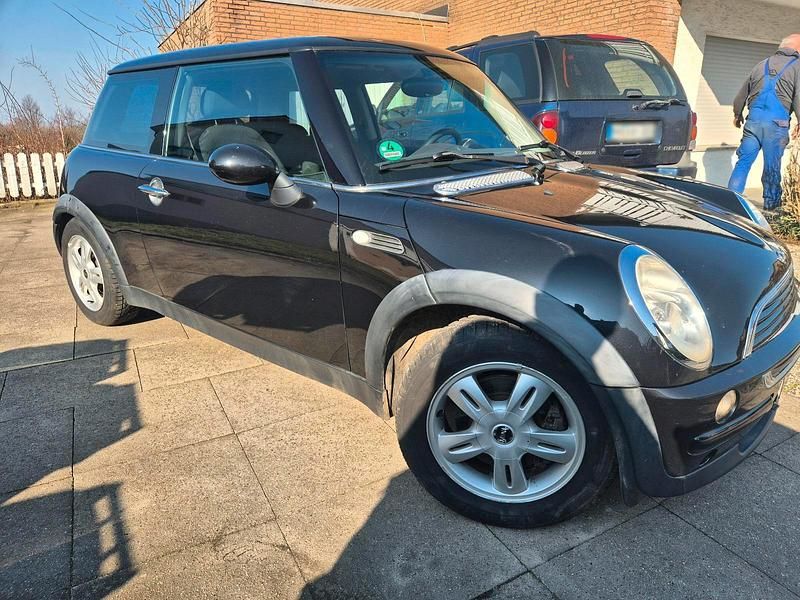 Gebraucht Mini ONE 90 PS (66 kW) 2002 Schwarz Kleinwagen