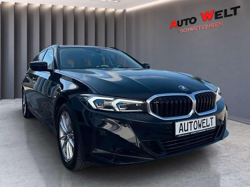 Gebraucht BMW 318 156 PS (114 kW) 2024 Schwarz ii/bonnet fluid black Kombi