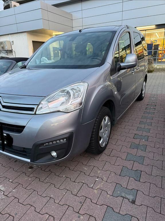 Gebraucht Citroën Berlingo 99 PS (72 kW) 2017 Grau Van / Kleinbus