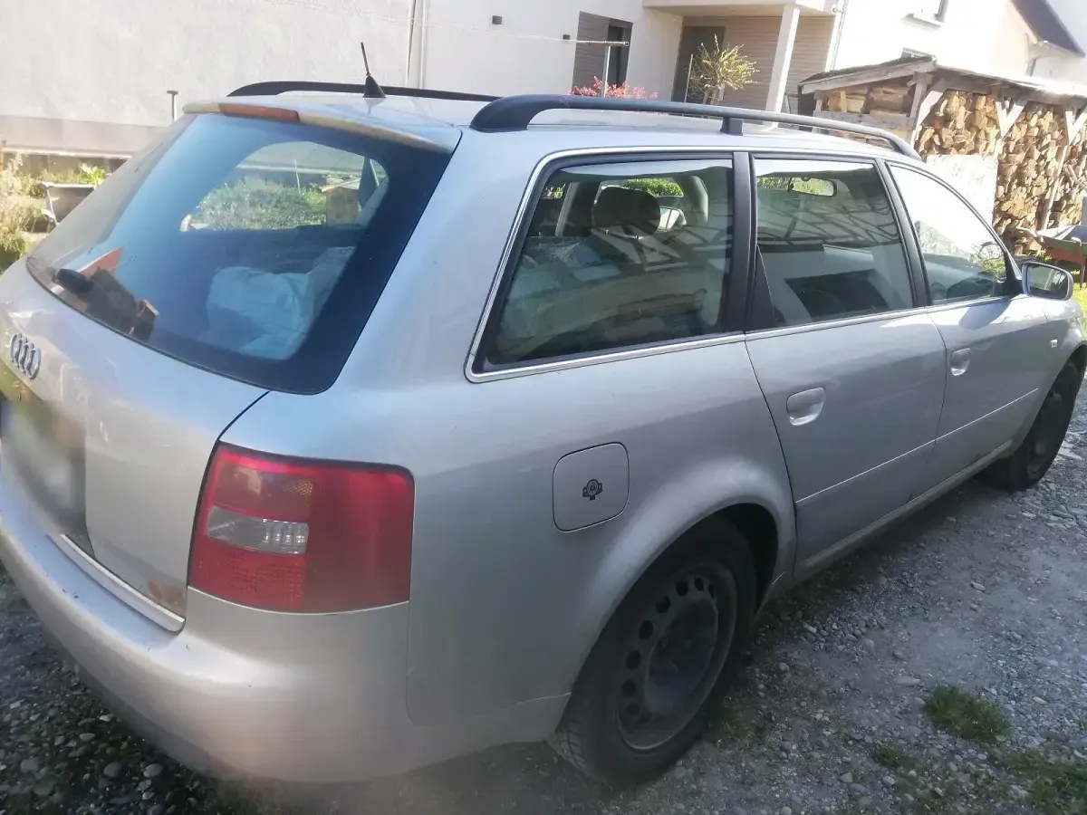 Gebraucht Audi A6 150 PS (110 kW) 2003 Silber Kombi