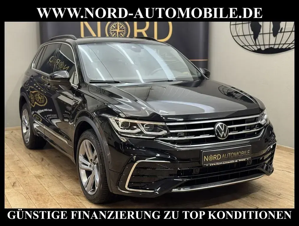 Gebraucht VW Tiguan R-line 190 PS (139 kW) 2022 Deep black perleffek (metallic) SUV