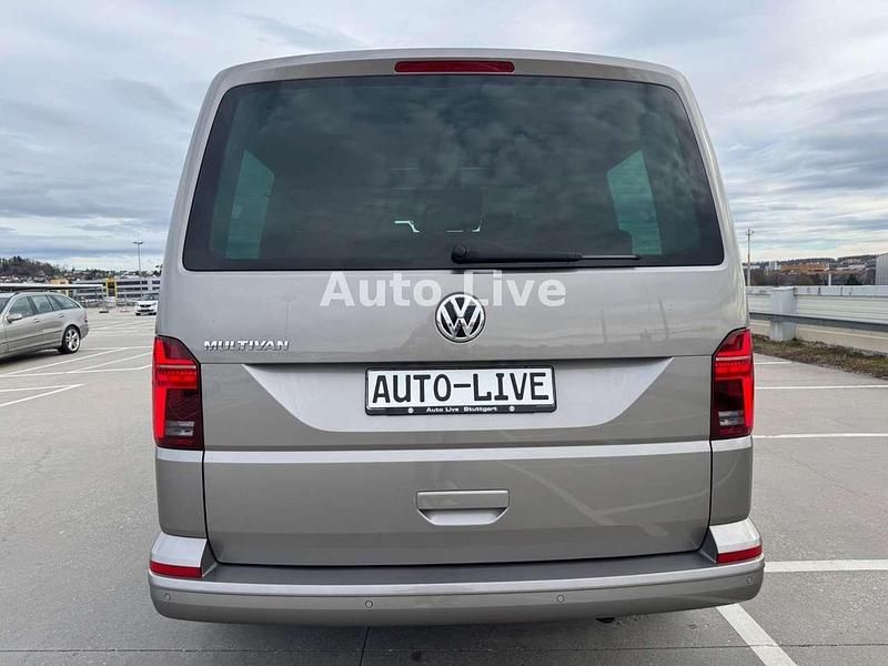 Gebraucht VW Multivan 204 PS (150 kW) 2021 Mojave beige metallic Van