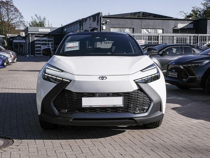 Gebraucht Toyota C-HR 140 PS (102 kW) 2025 Weiß SUV