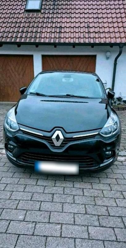 Gebraucht Renault Clio IV LIMITED 73 PS (53 kW) 2016 Schwarz Kleinwagen