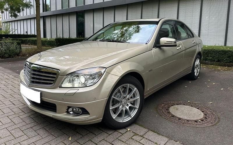 Gebraucht 2009 Mercedes C220 Elegance Limousine | 13.300 € (Teuer) - Bild 1/4