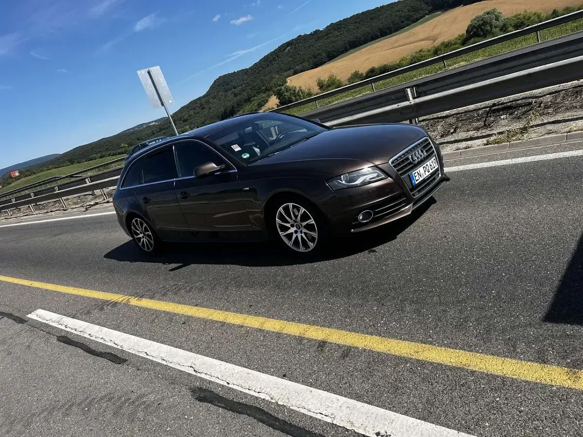 Gebraucht Audi A4 S-Line 143 PS (105 kW) 2012 Limousine