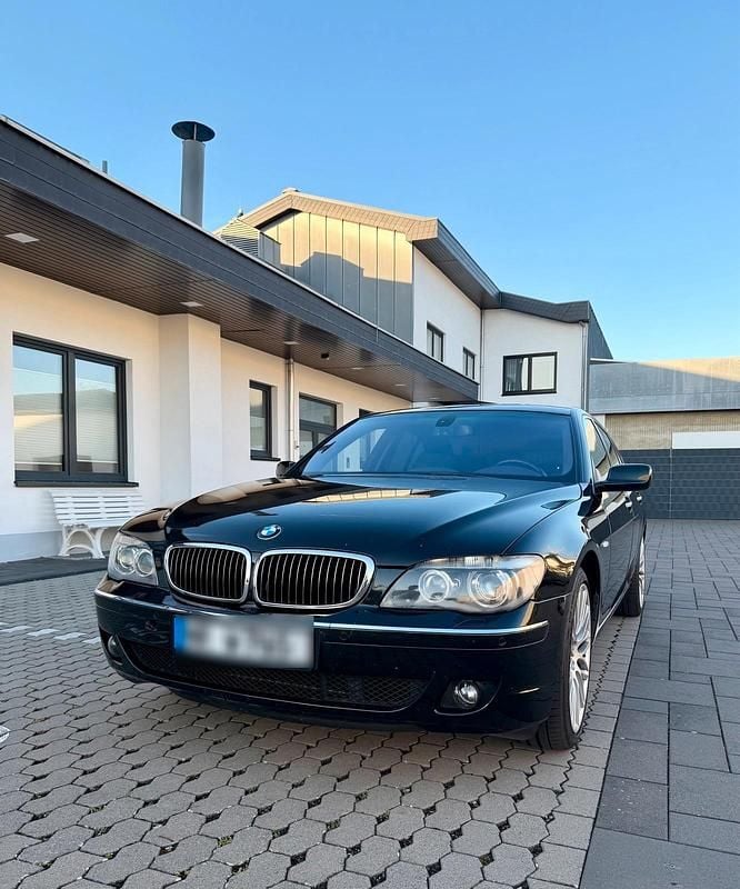 Gebraucht BMW 740 306 PS (225 kW) 2005 Schwarz Limousine