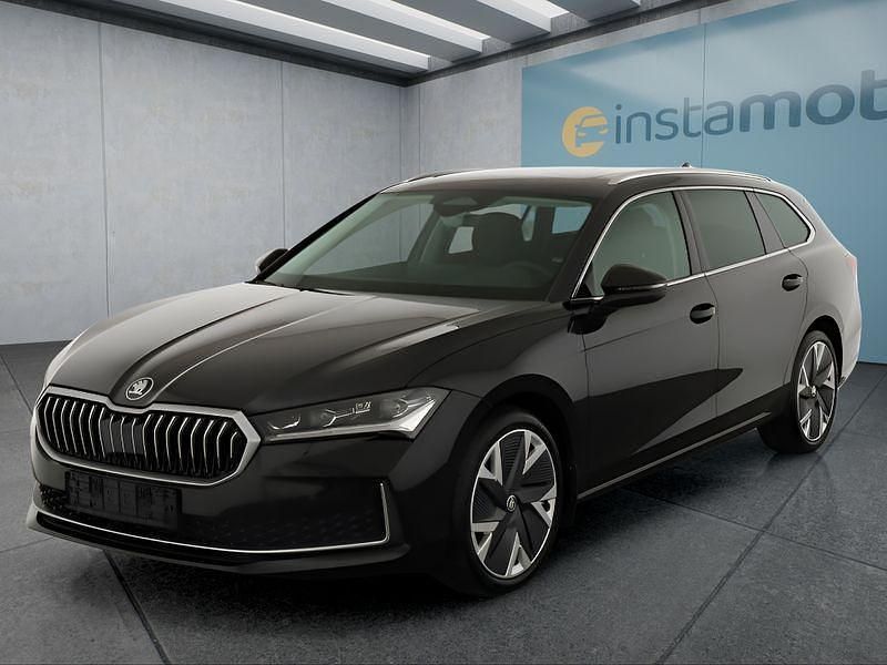 Schwarz Gebraucht 2024 Skoda Superb Kombi | 41.949 € - Bild 1/1