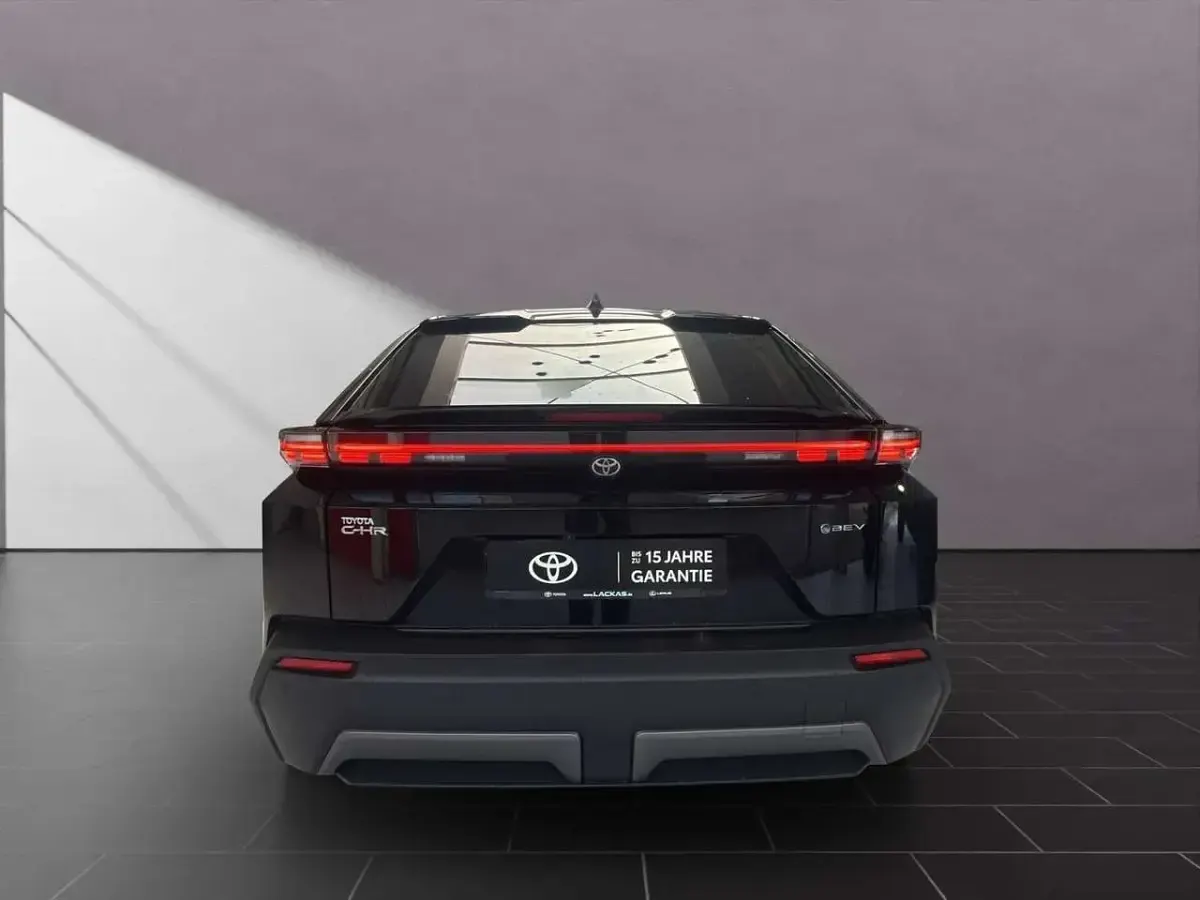 Neu Toyota C-HR+ 164 kW (224 PS) 2026 Schwarz SUV