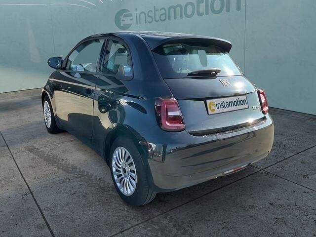 Gebraucht Fiat 500e Action 69 kW (95 PS) 2022 Schwarz Limousine