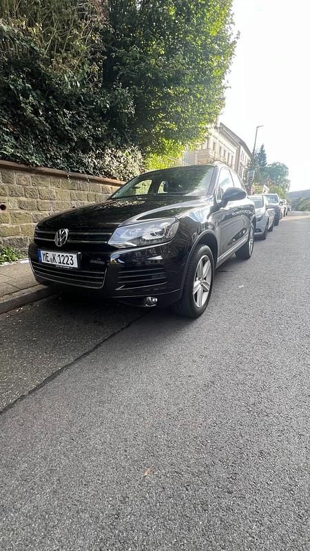 Schwarz Gebraucht 2010 VW Touareg SUV | 11.000 € (Guter Preis) - Bild 1/4