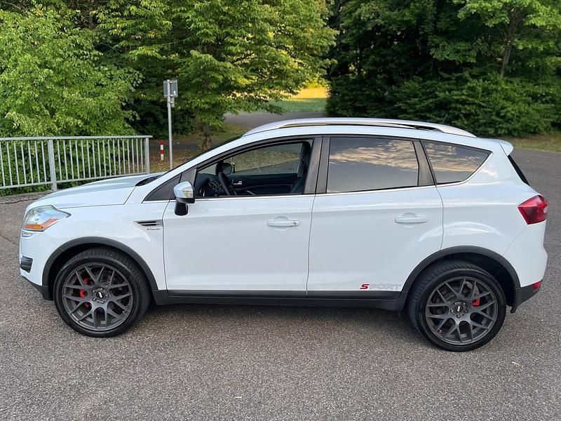 Gebraucht Ford Kuga 200 PS (147 kW) 2009 Weiß SUV