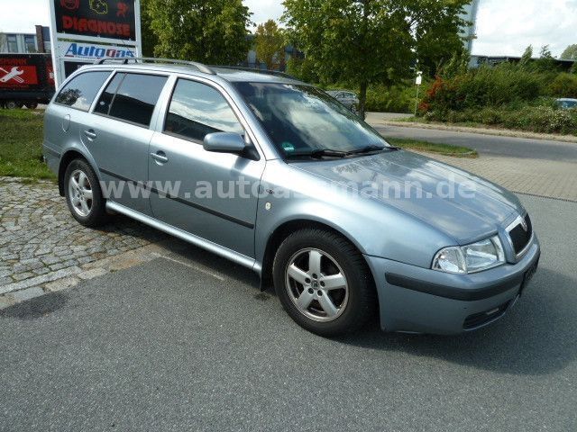 Gebraucht Skoda Octavia Ambiente 102 PS (75 kW) 2004 Grau Kombi