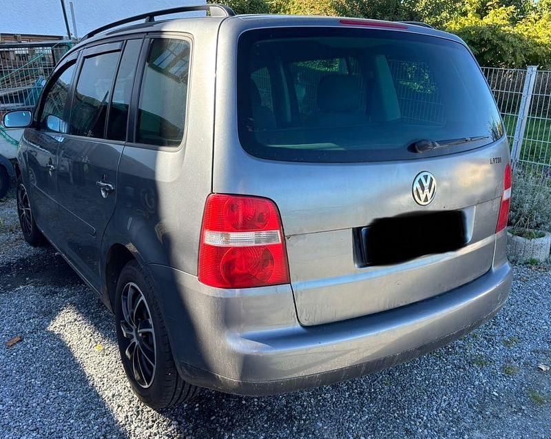 Gebraucht VW Touran Basis 105 PS (77 kW) 2003 Grau Van / Kleinbus