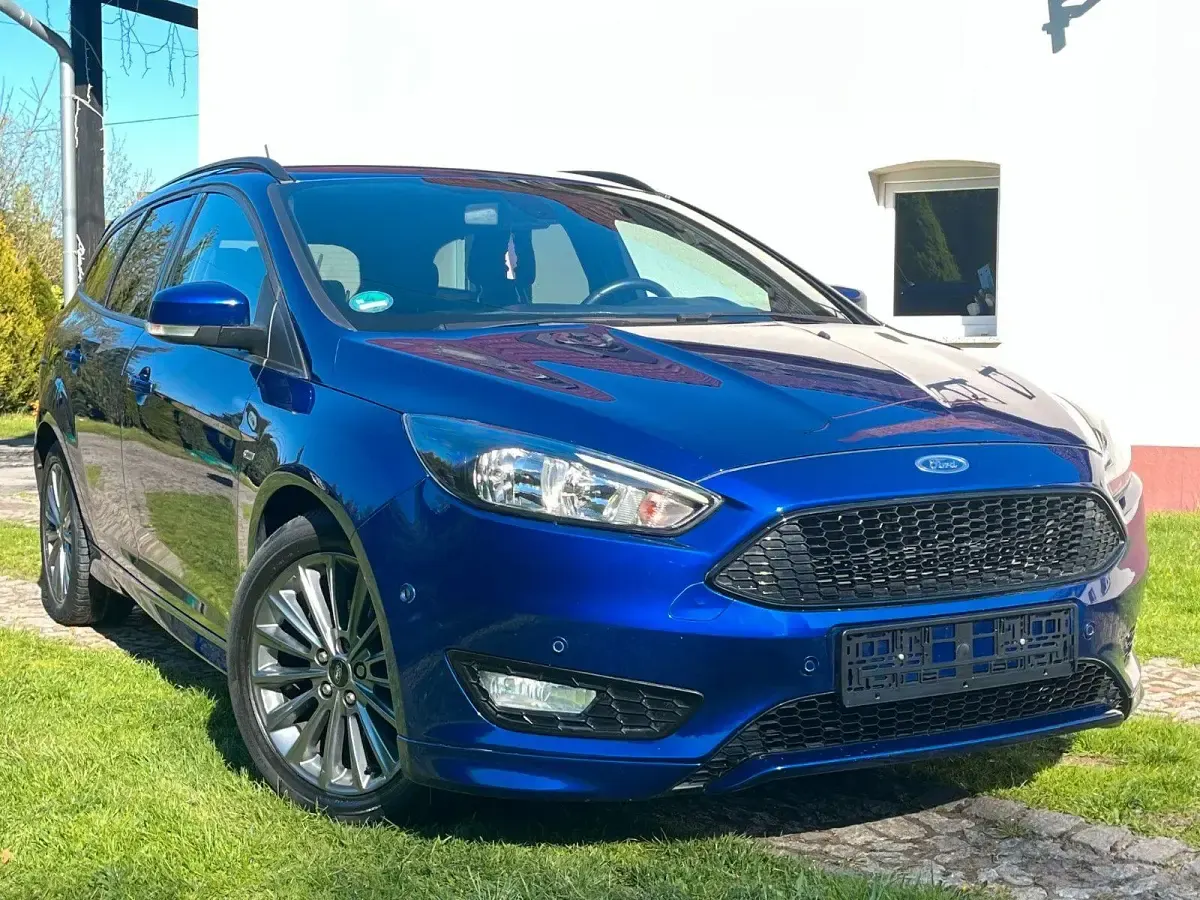 Usata Ford Focus ST-Line 140 CV (102 kW) 2018 Blu Station wagon