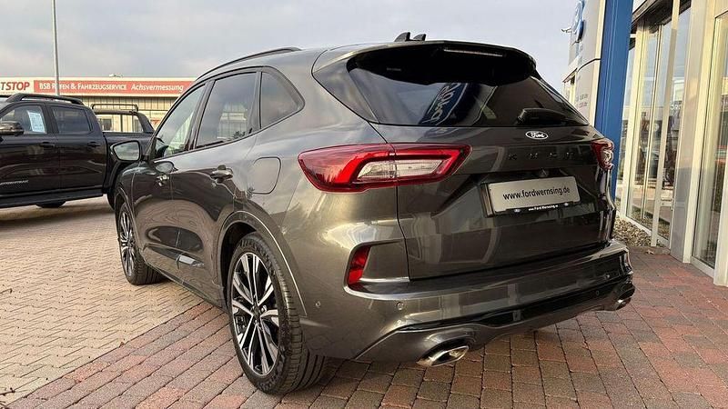 Gebraucht Ford Kuga ST-Line X 186 PS (136 kW) 2025 Grau SUV