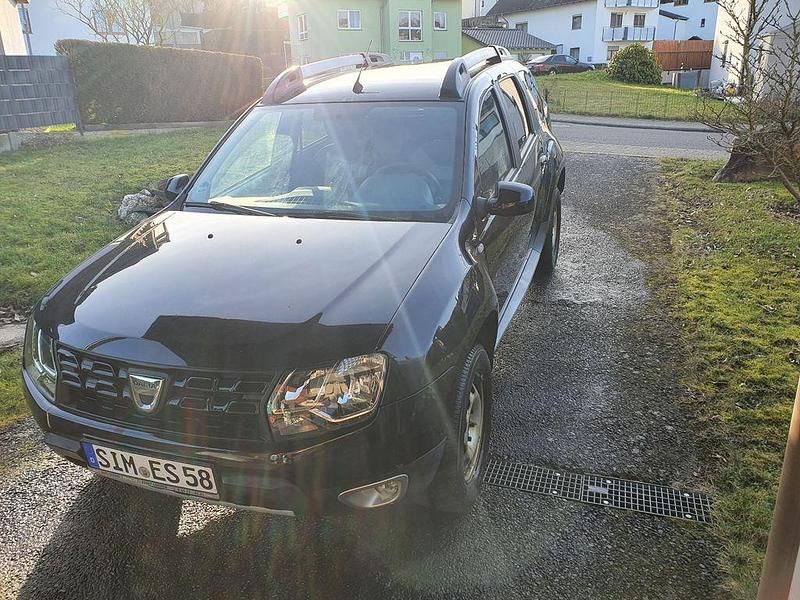 Gebraucht Dacia Duster Black Shadow 109 PS (80 kW) 2017 Schwarz SUV