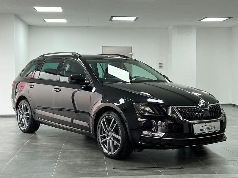 Schwarz Gebraucht 2019 Skoda Octavia Style Kombi | 15.400 € (Fairer Preis) - Bild 1/4