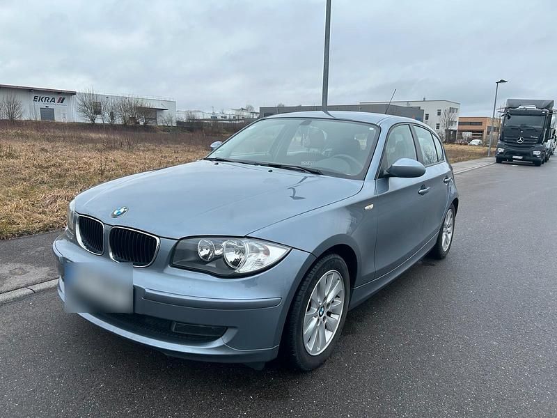 Gebraucht BMW 118 143 PS (105 kW) 2007 Silber Kleinwagen