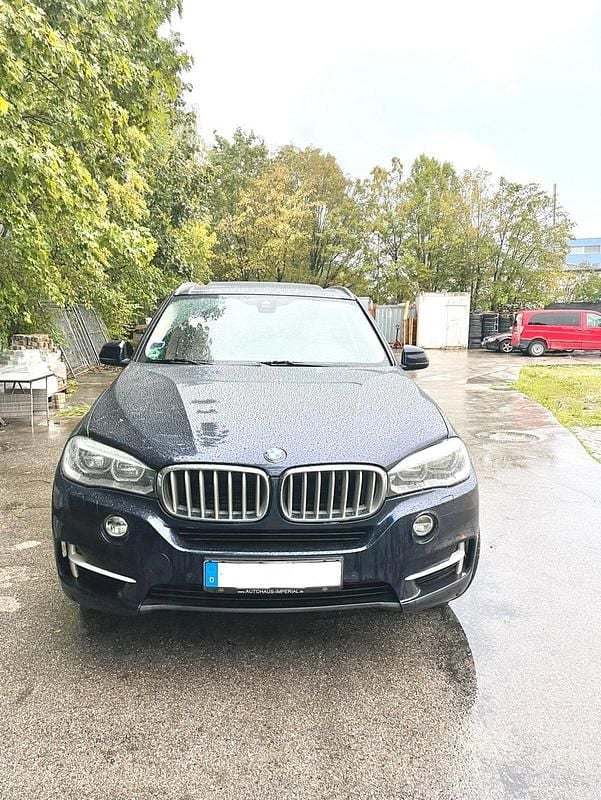 Blau Gebraucht 2014 BMW X5 Sport Line SUV | 22.000 € - Bild 1/4