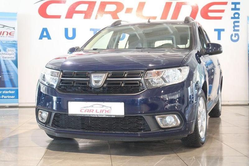 Blau Gebraucht 2017 Dacia Logan MCV Lauréate Kombi | 4.444 € (Superpreis) - Bild 1/4