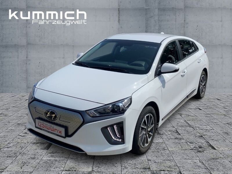 Polar white (weiß) Gebraucht 2022 Hyundai Ioniq 6 Limousine | 21.997 € (Guter Preis) - Bild 1/4
