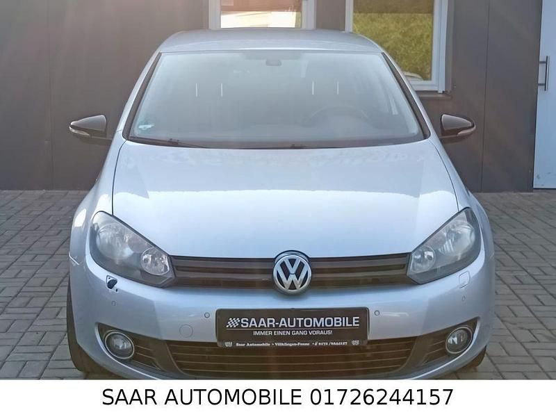 Gebraucht VW Golf VI Match 86 PS (63 kW) 2012 Silber Kleinwagen