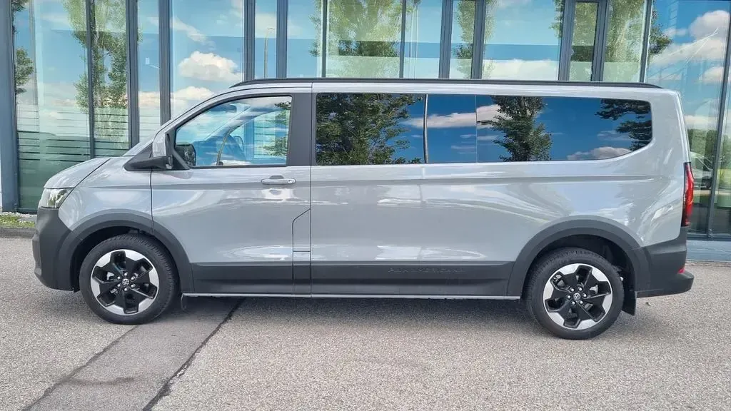 Gebraucht VW Caravelle PanAmericana 150 PS (110 kW) 2026 Grau Van