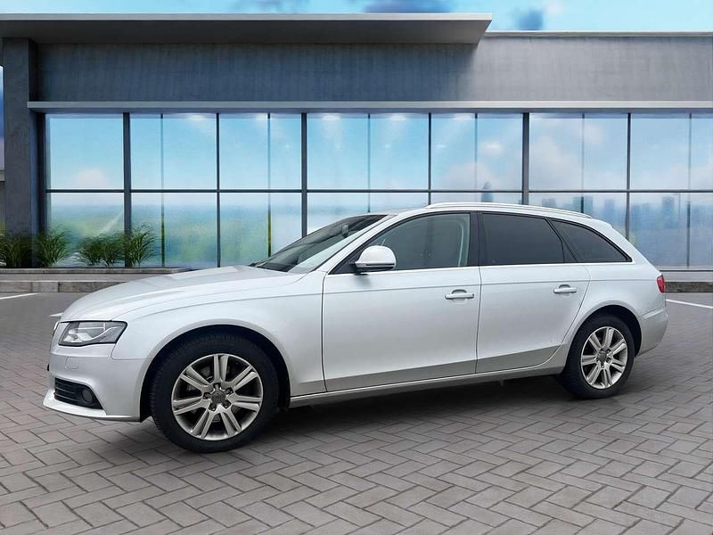 Gebraucht Audi A4 Ambiente 190 PS (139 kW) 2008 Eissilber metallic Kombi