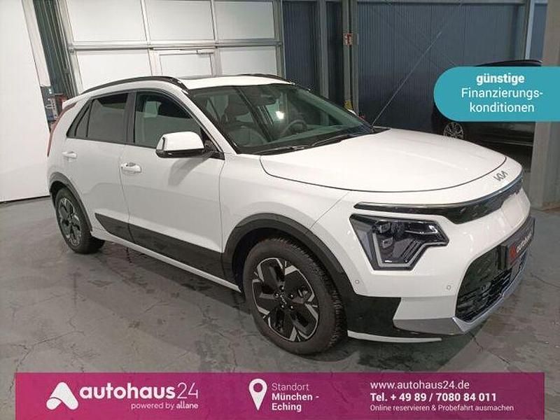 Weiß Gebraucht 2024 Kia e-Niro Inspiration SUV | 31.970 € (Fairer Preis) - Bild 1/4