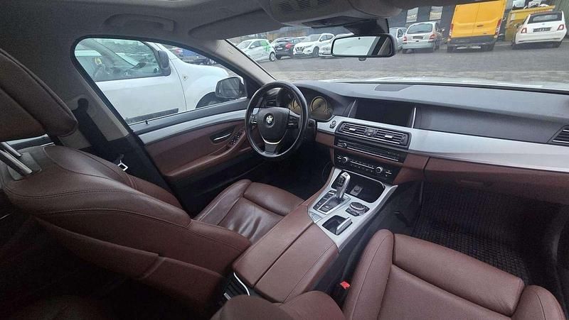 Gebraucht BMW 530 Performance 258 PS (189 kW) 2016 Alpinweiss iii Kombi