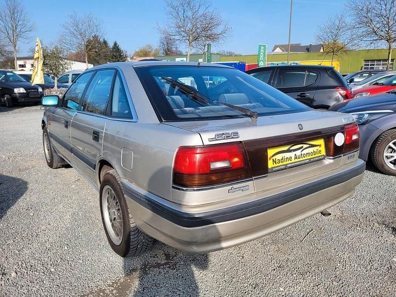 Gebraucht Mazda 626 116 PS (85 kW) 1989 Gold Limousine