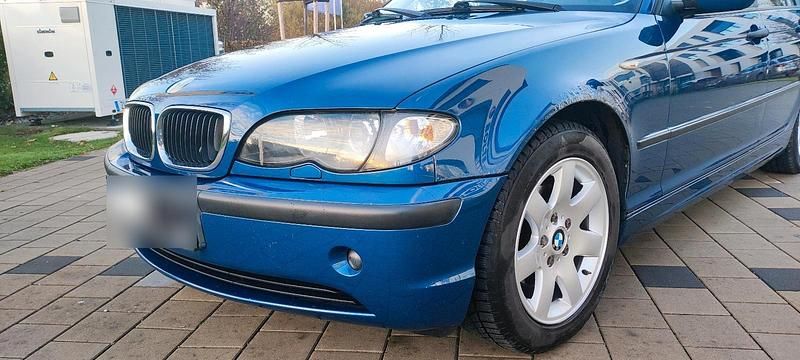 Gebraucht BMW 318 146 PS (107 kW) 2002 Blau Kombi