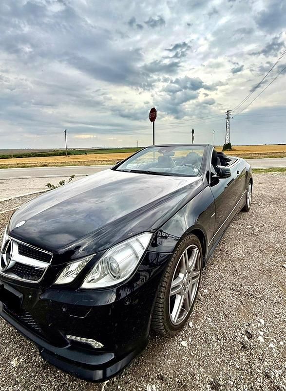 Schwarz Gebraucht 2012 Mercedes E350 Cabrio | 13.900 € (Fairer Preis) - Bild 1/4