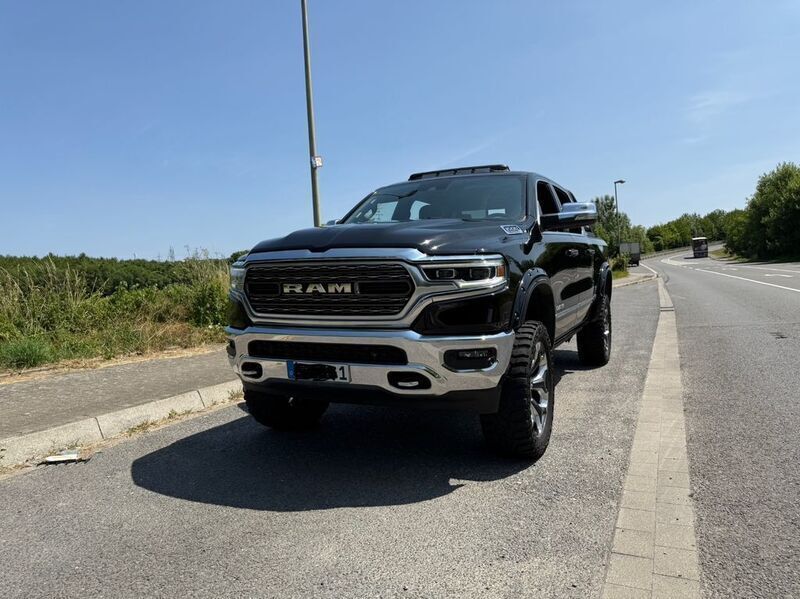 Schwarz Gebraucht 2019 Dodge Ram Limited Abholung | 48.000 € (Superpreis) - Bild 1/4