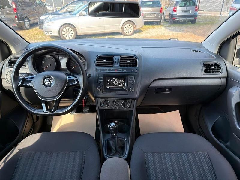 Gebraucht VW Polo 90 PS (66 kW) 2014 Schwarz Limousine