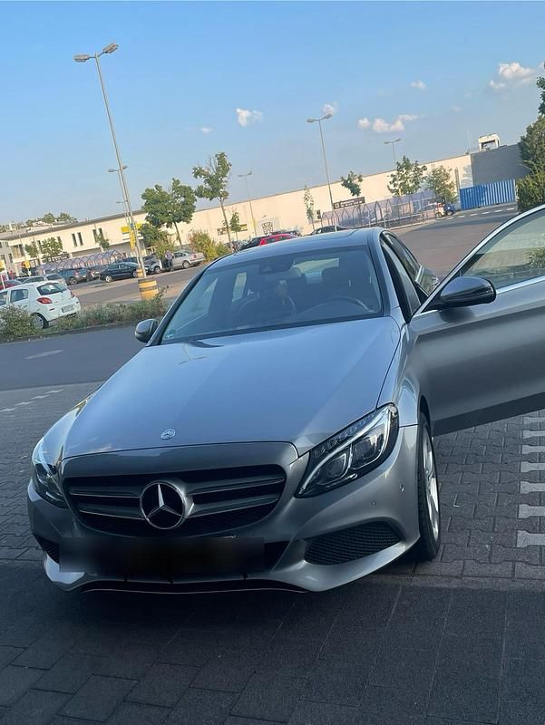 Gebraucht Mercedes C220 170 PS (125 kW) 2016 Grau Limousine