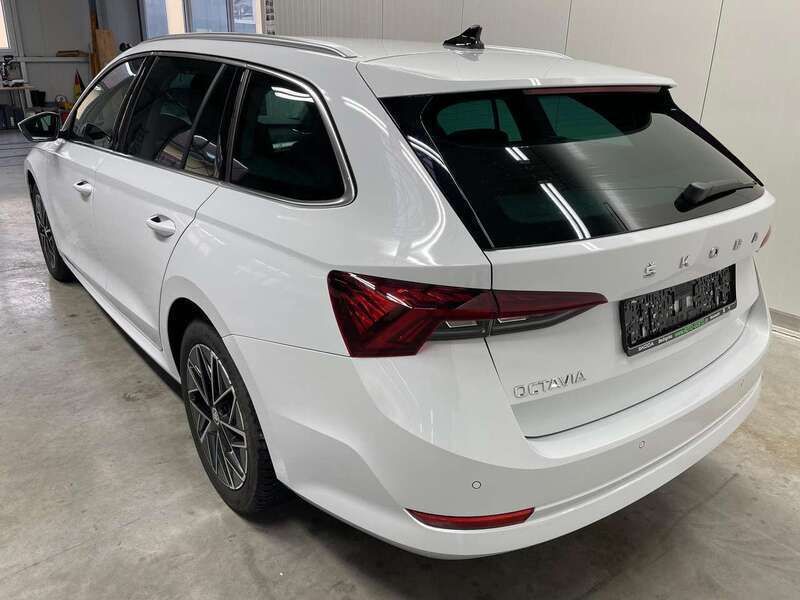 Gebraucht Skoda Octavia Style 150 PS (110 kW) 2024 Weiß Kombi