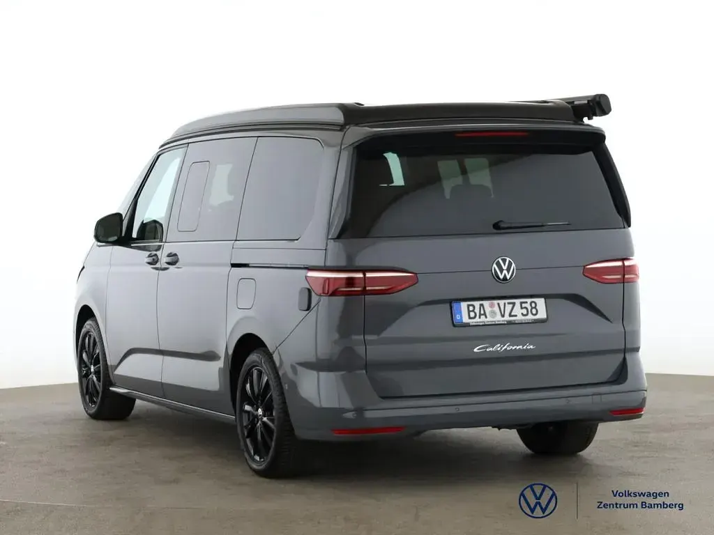 Gebraucht VW T7 Beach 150 PS (110 kW) 2026 Schwarz Van