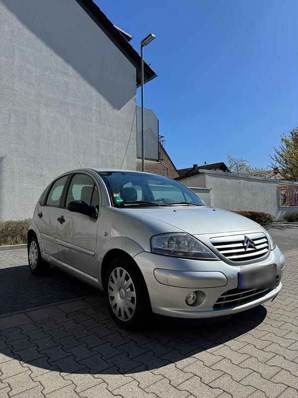 Gebraucht Citroën C3 88 PS (64 kW) 2005 Silber Kleinwagen
