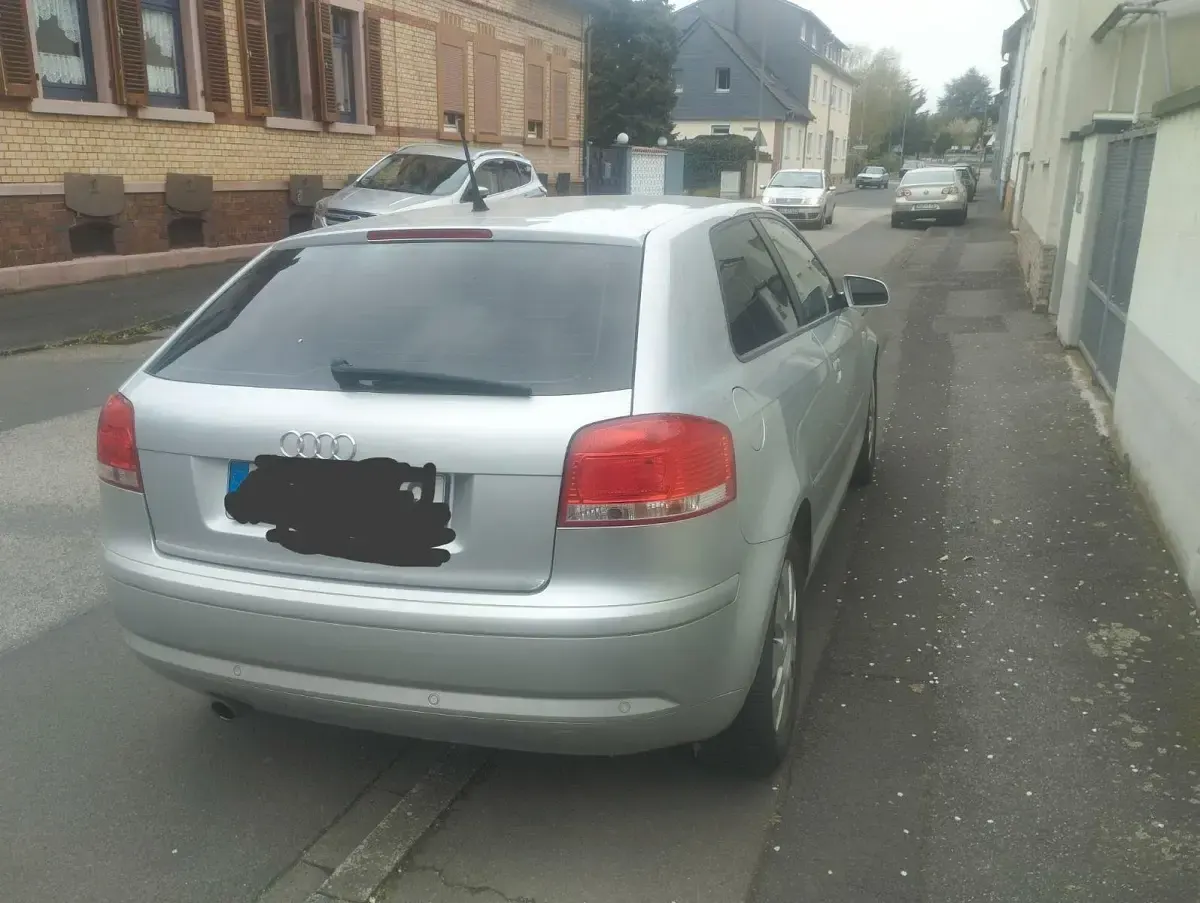Gebraucht Audi A3 Ambiente 102 PS (75 kW) 2003 Silber Kleinwagen