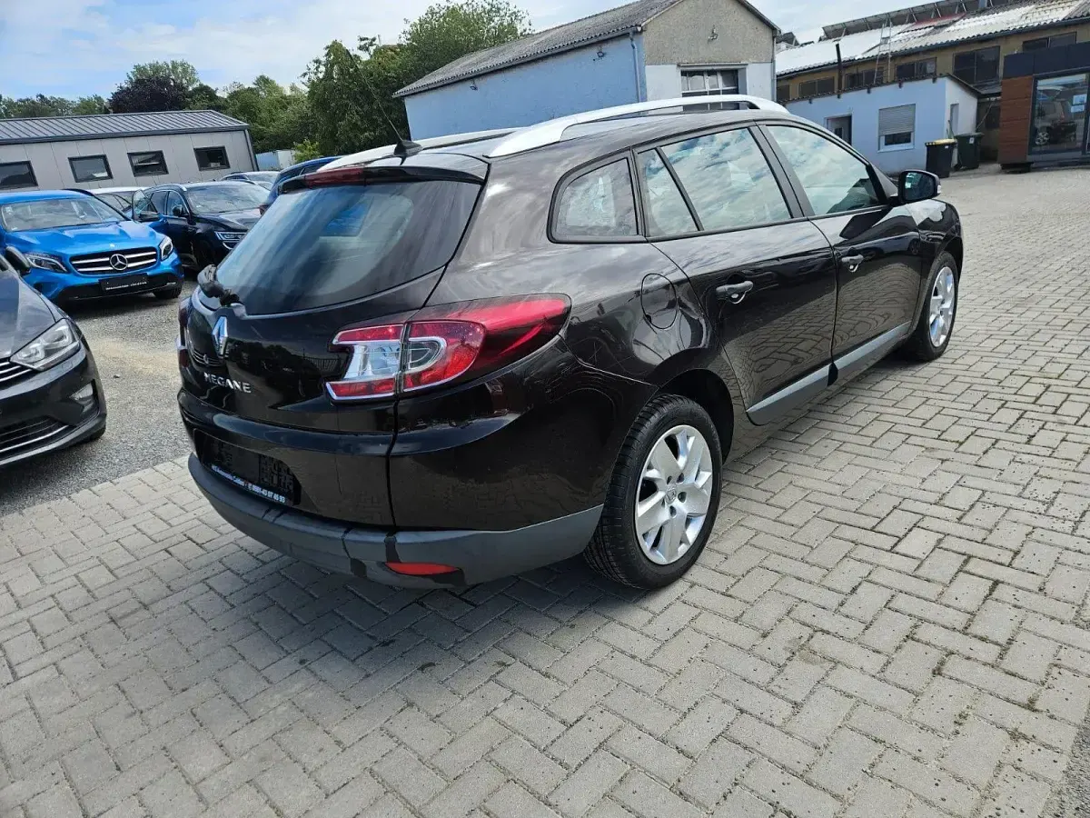 Gebraucht Renault Mégane GrandTour 101 PS (74 kW) 2012 Other Kombi