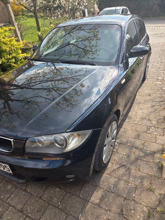 Second-hand BMW 118 Performance 143 CP (105 kW) 2008 Negru Hatchback