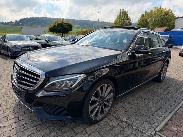 Gebraucht Mercedes C400 333 PS (244 kW) 2018 Schwarz  unilack Kombi