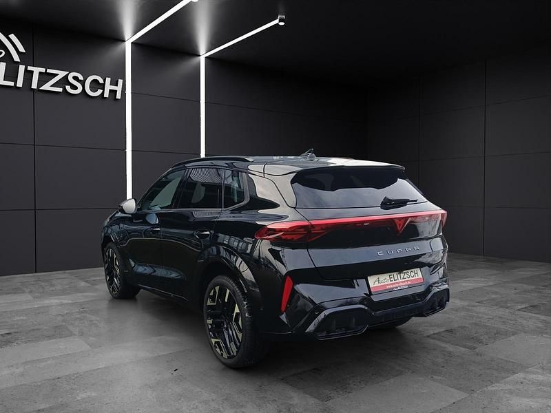 Neu Cupra Terramar VZ 272 PS (200 kW) 2026 Mythosschwarz SUV